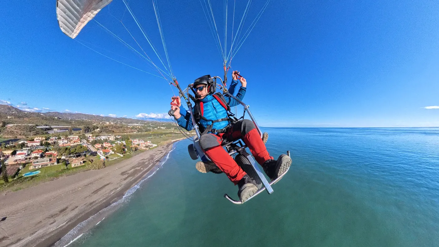 Private paramotor training day session in Malaga